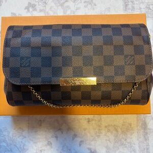Louis Vuitton favourite MM in Damier Ebene
